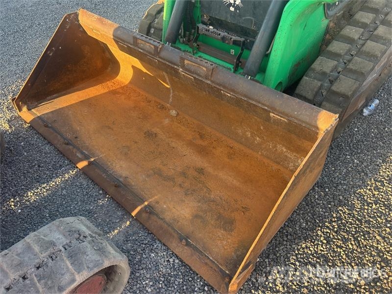 Bobcat T76 R-Series Two-Speed Compact Track Loader Skid steer loaders