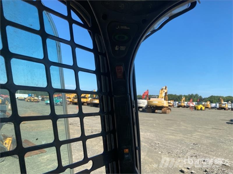 Bobcat T770 Skid steer loaders