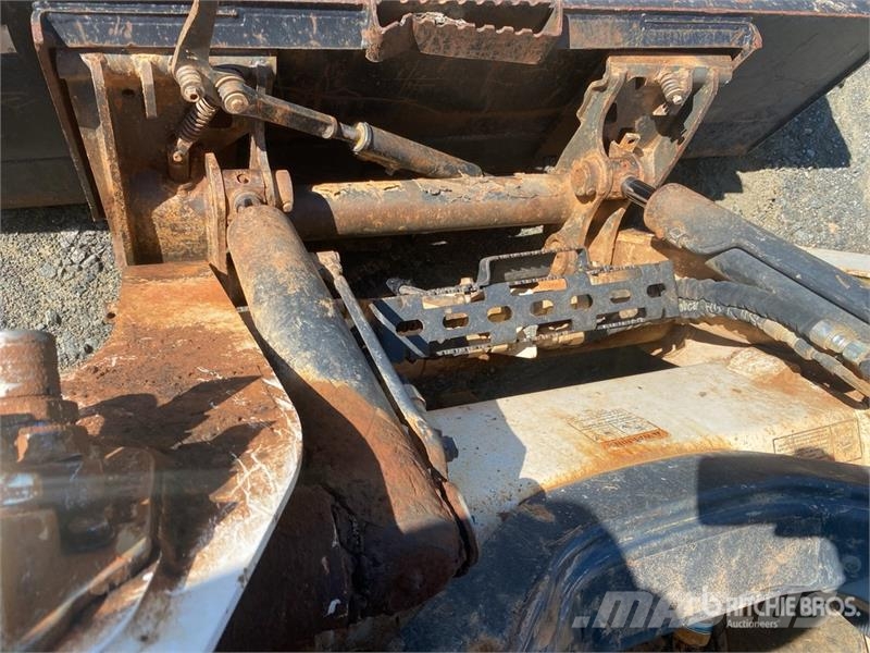 Bobcat T770 Skid steer loaders