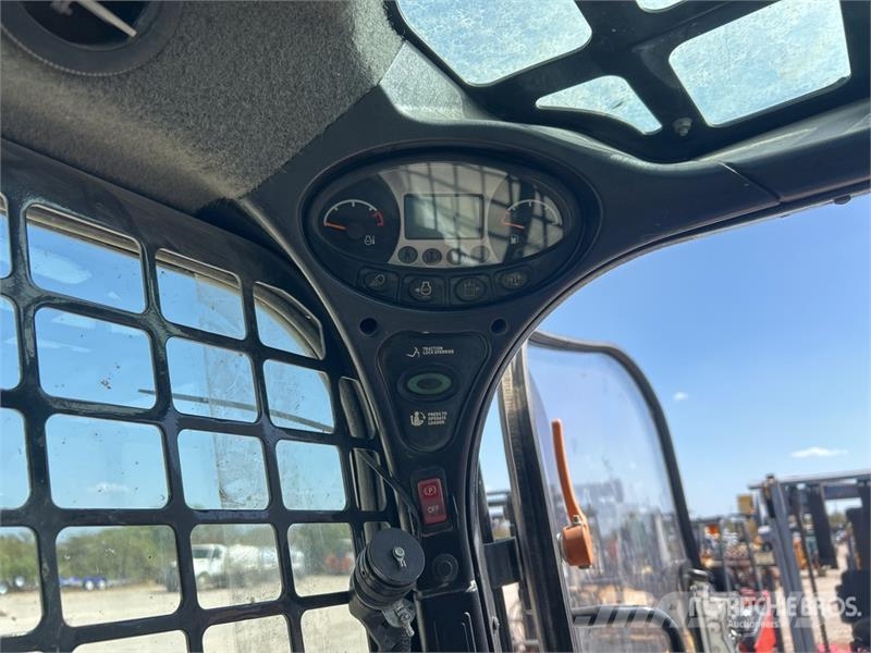 Bobcat T770 Skid steer mini nakladalci