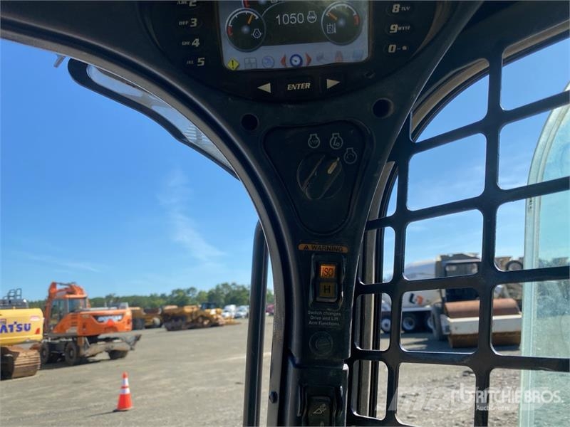 Bobcat T770 Skid steer loaders