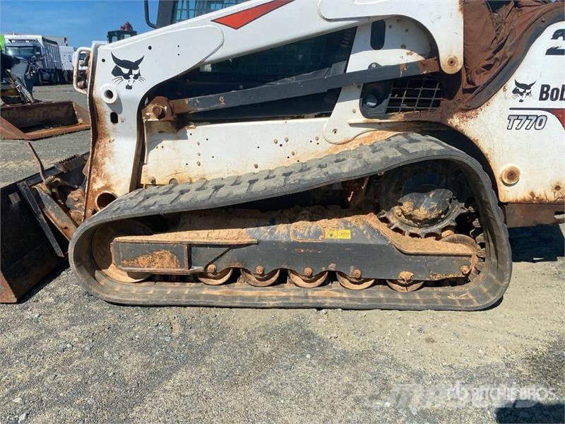 Bobcat T770 Skid steer loaders