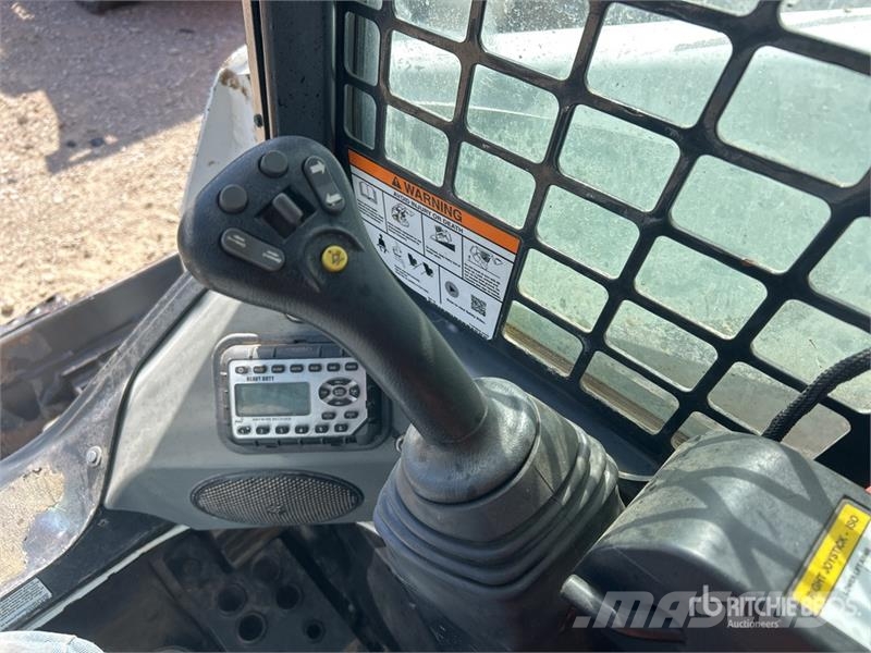 Bobcat T770 Skid steer mini nakladalci