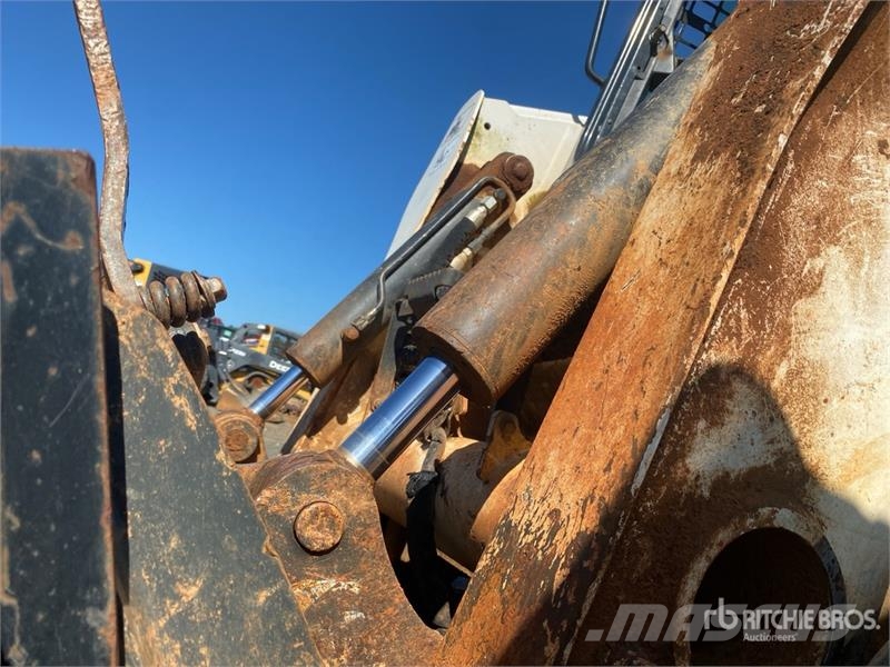 Bobcat T770 Skid steer loaders