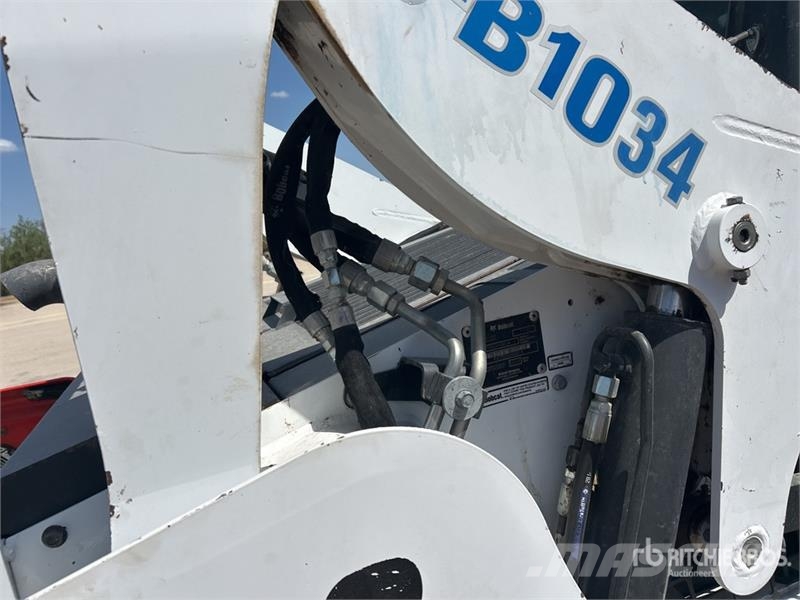 Bobcat T770 Skid steer mini nakladalci