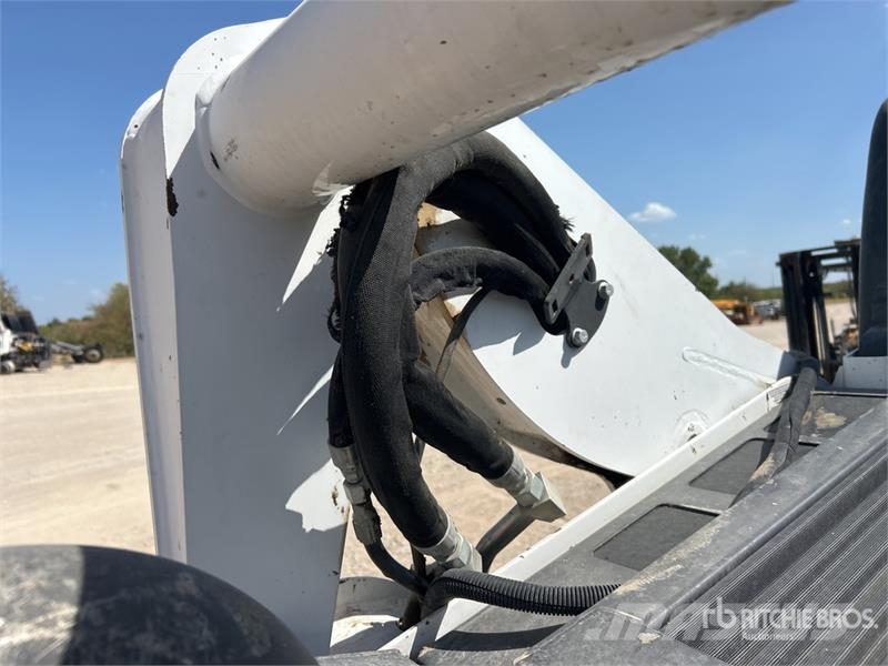 Bobcat T770 Skid steer mini nakladalci