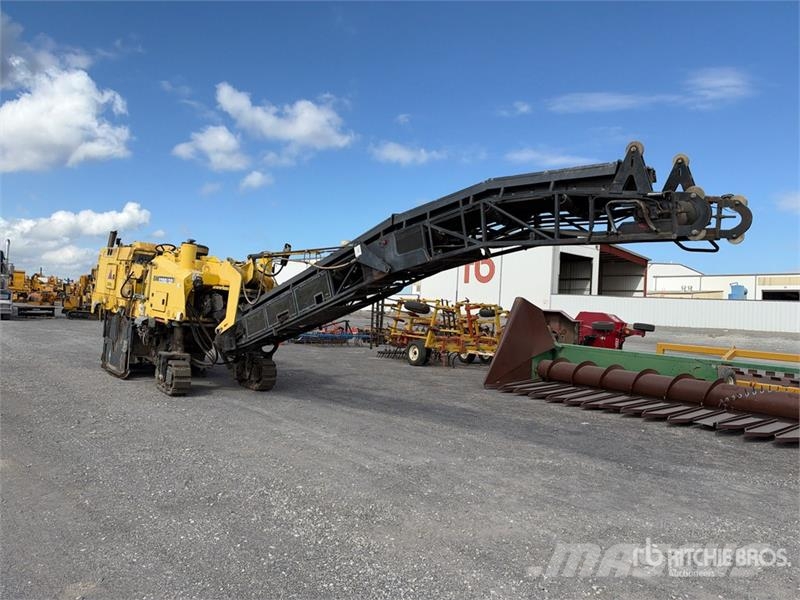 Bomag BM1200/30 Cold Planer アスファルトコールドミリングマシーン