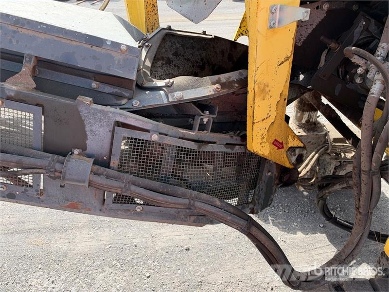 Bomag BM1200/30 Cold Planer アスファルトコールドミリングマシーン