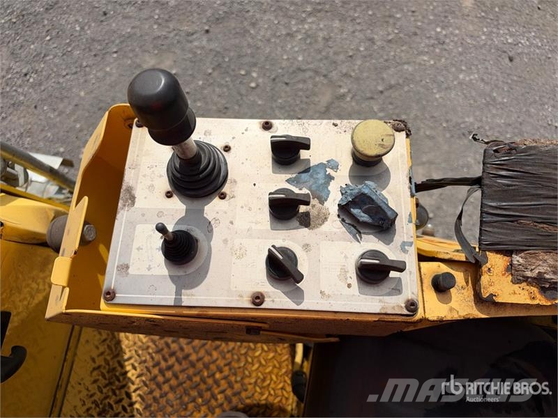 Bomag BM1200/30 Cold Planer アスファルトコールドミリングマシーン