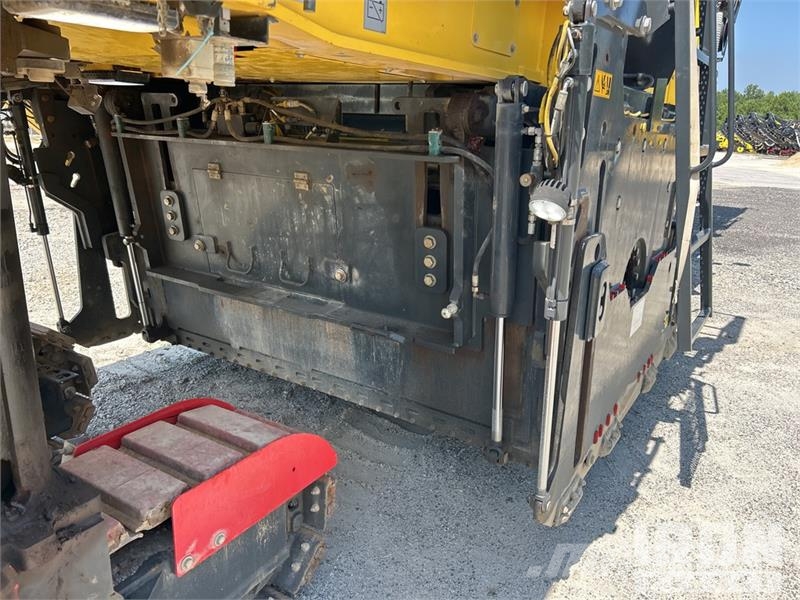 Bomag BM2200/65 Tracked Cold Planer Asphalt cold milling machines