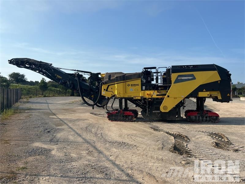 Bomag BM2200/65 Tracked Cold Planer ماكينات الكشط البارد للأسفلت