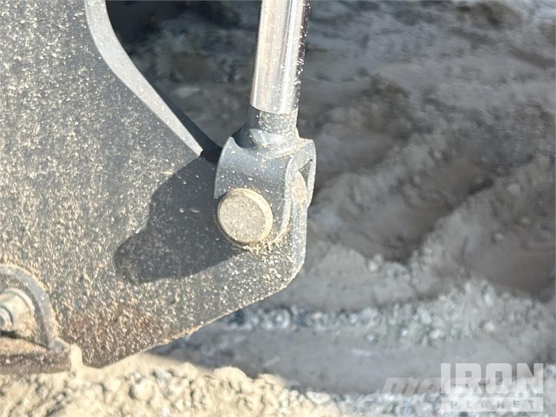 Bomag BM2200/65 Tracked Cold Planer ماكينات الكشط البارد للأسفلت