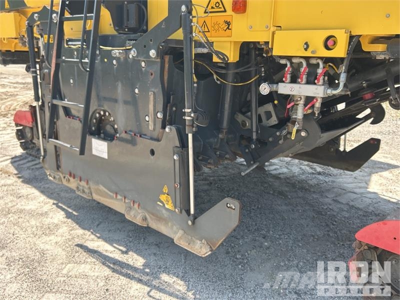 Bomag BM2200/65 Tracked Cold Planer Asphalt cold milling machines