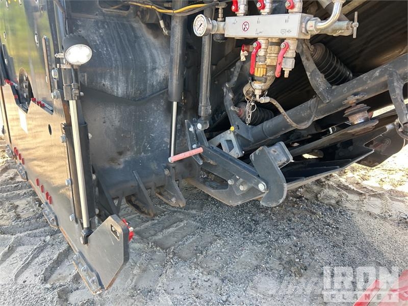 Bomag BM2200/65 Tracked Cold Planer ماكينات الكشط البارد للأسفلت