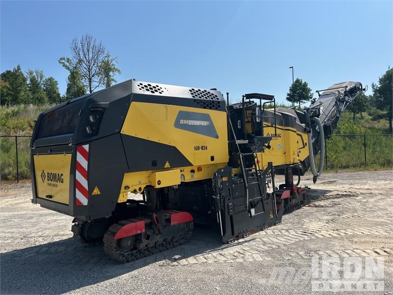 Bomag BM2200/65 Tracked Cold Planer Asphalt cold milling machines