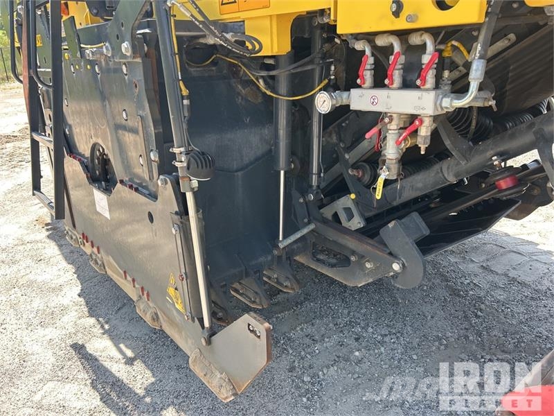 Bomag BM2200/65 Tracked Cold Planer Asphalt cold milling machines