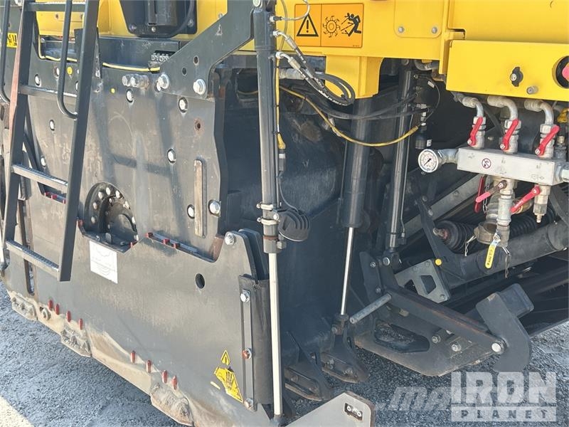 Bomag BM2200/65 Tracked Cold Planer Asphalt cold milling machines