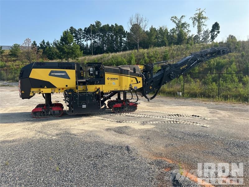 Bomag BM2200/65 Tracked Cold Planer ماكينات الكشط البارد للأسفلت