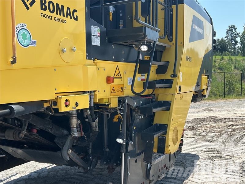 Bomag BM2200/65 Tracked Cold Planer Asphalt cold milling machines