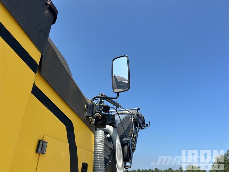 Bomag BM2200/65 Tracked Cold Planer Asphalt cold milling machines