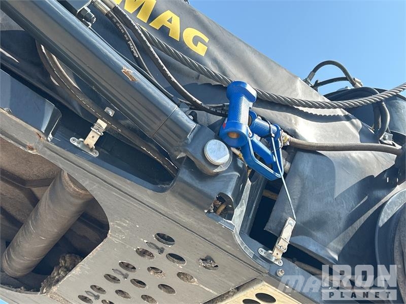 Bomag BM2200/65 Tracked Cold Planer ماكينات الكشط البارد للأسفلت