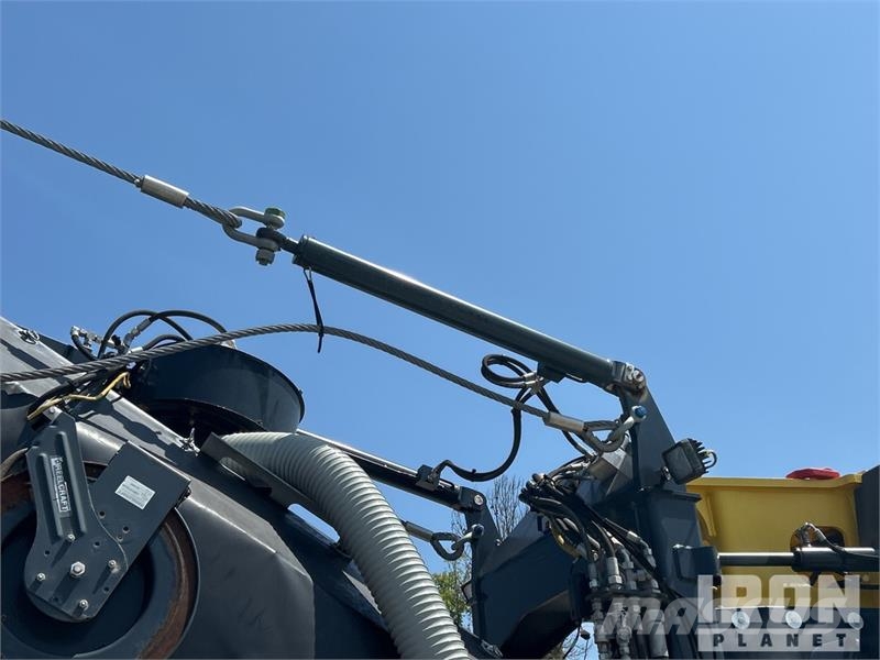 Bomag BM2200/65 Tracked Cold Planer Asphalt cold milling machines