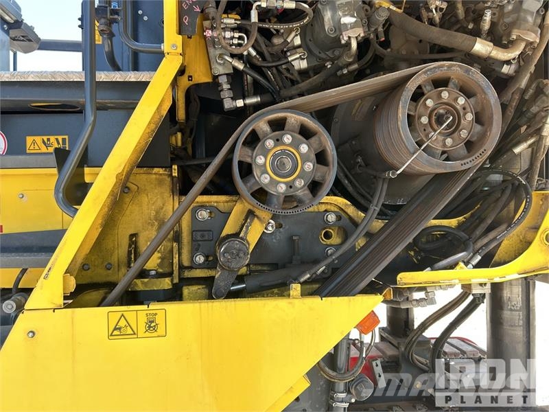 Bomag BM2200/65 Tracked Cold Planer Asphalt cold milling machines