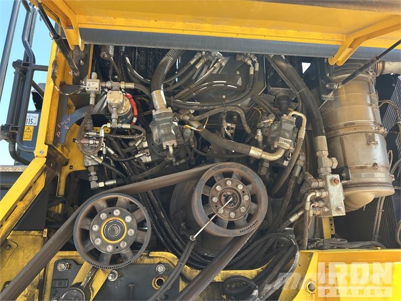 Bomag BM2200/65 Tracked Cold Planer Asphalt cold milling machines