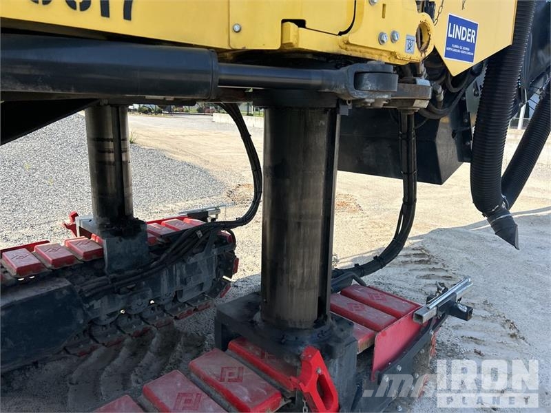 Bomag BM2200/65 Tracked Cold Planer ماكينات الكشط البارد للأسفلت