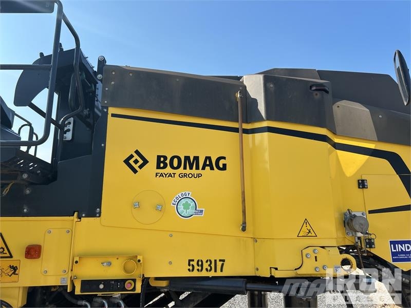 Bomag BM2200/65 Tracked Cold Planer ماكينات الكشط البارد للأسفلت