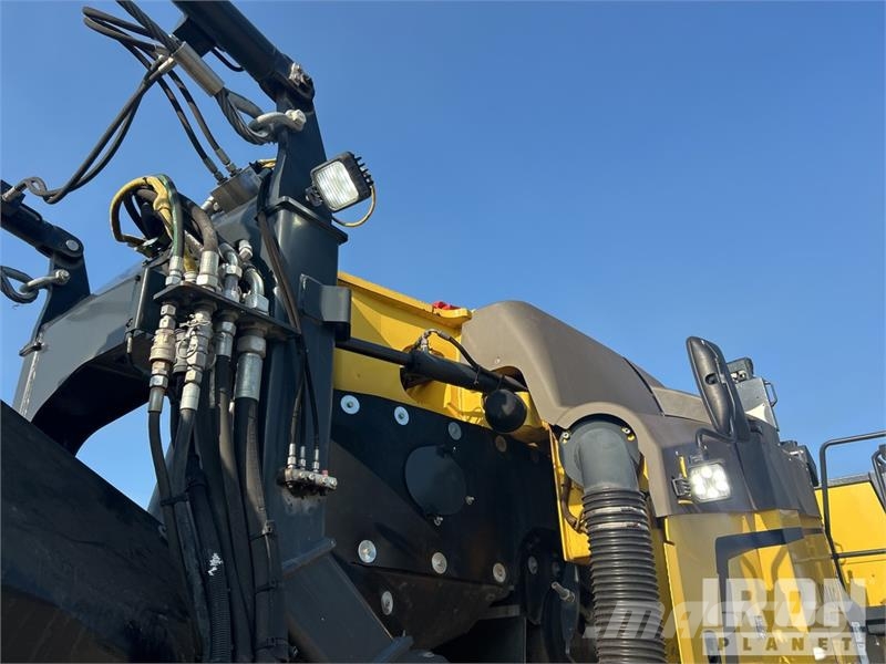 Bomag BM2200/65 Tracked Cold Planer ماكينات الكشط البارد للأسفلت