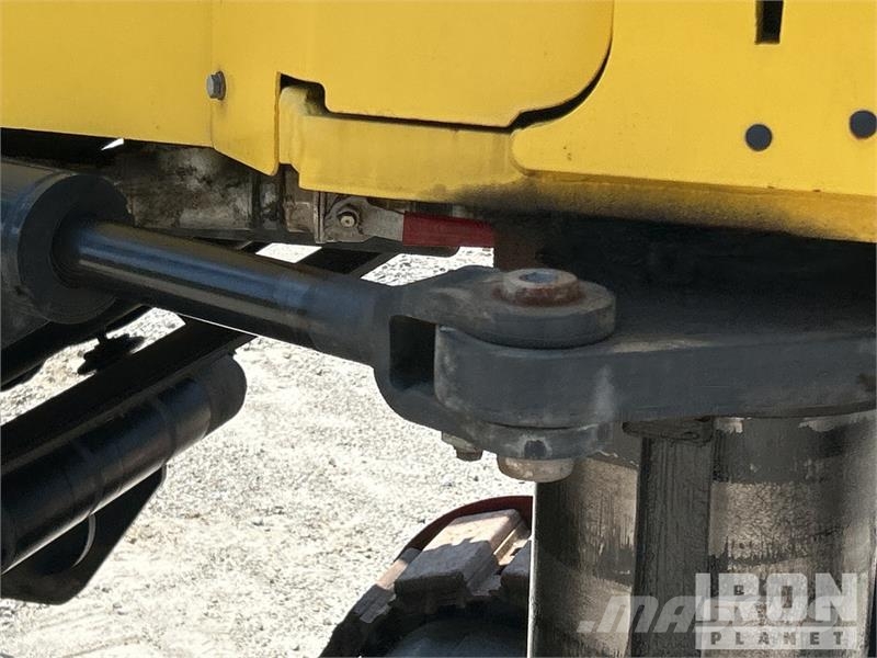Bomag BM2200/65 Tracked Cold Planer Asphalt cold milling machines