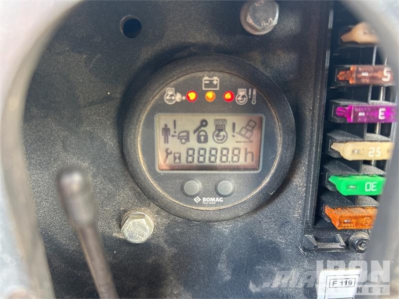 Bomag BMP 8500 Ущільнювачі грунту