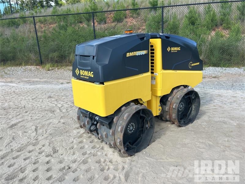 Bomag BMP 8500 Ущільнювачі грунту