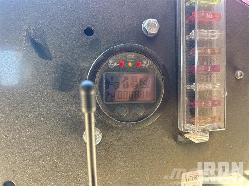 Bomag BMP 8500 Ущільнювачі грунту