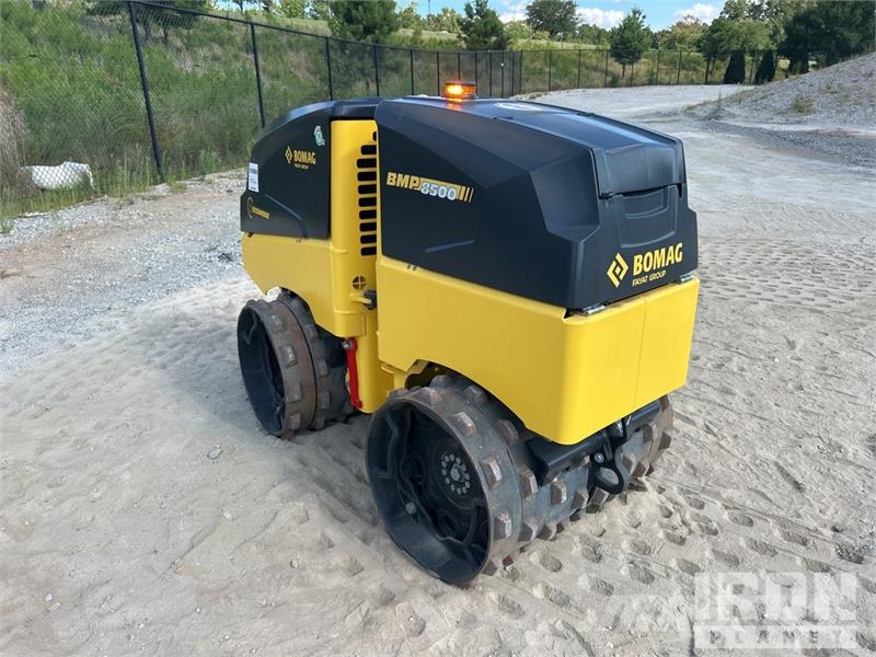 Bomag BMP 8500 Ущільнювачі грунту