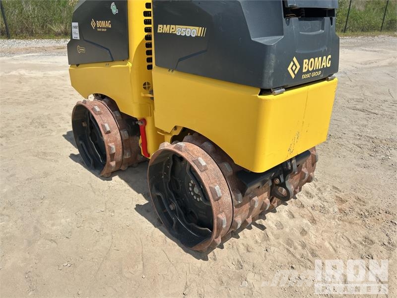 Bomag BMP 8500 Ущільнювачі грунту