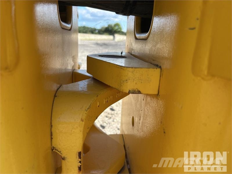 Bomag BMP 8500 Ущільнювачі грунту