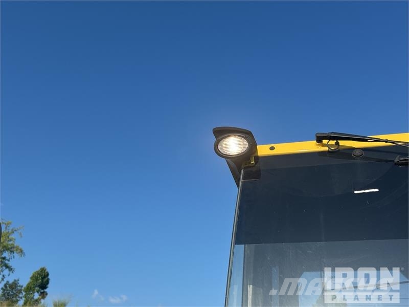 Bomag BW 206 AD0-5 Double Drum Roller مداحل ثنائية الاسطوانة