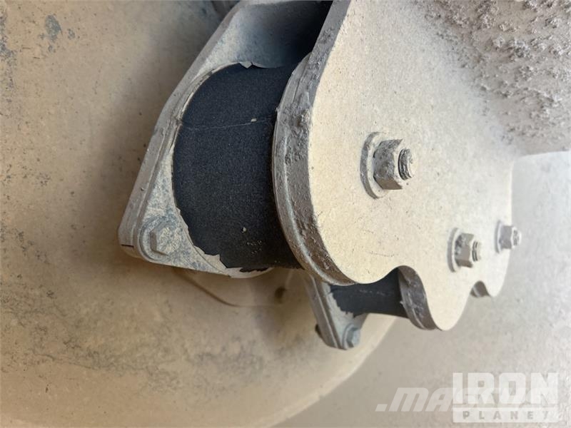 Bomag BW 206 AD0-5 Double Drum Roller مداحل ثنائية الاسطوانة