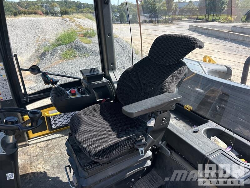 Bomag BW 206 AD0-5 Double Drum Roller Ikerdobos hengerek