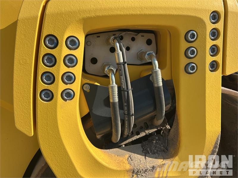 Bomag BW 206 AD0-5 Double Drum Roller Ikerdobos hengerek