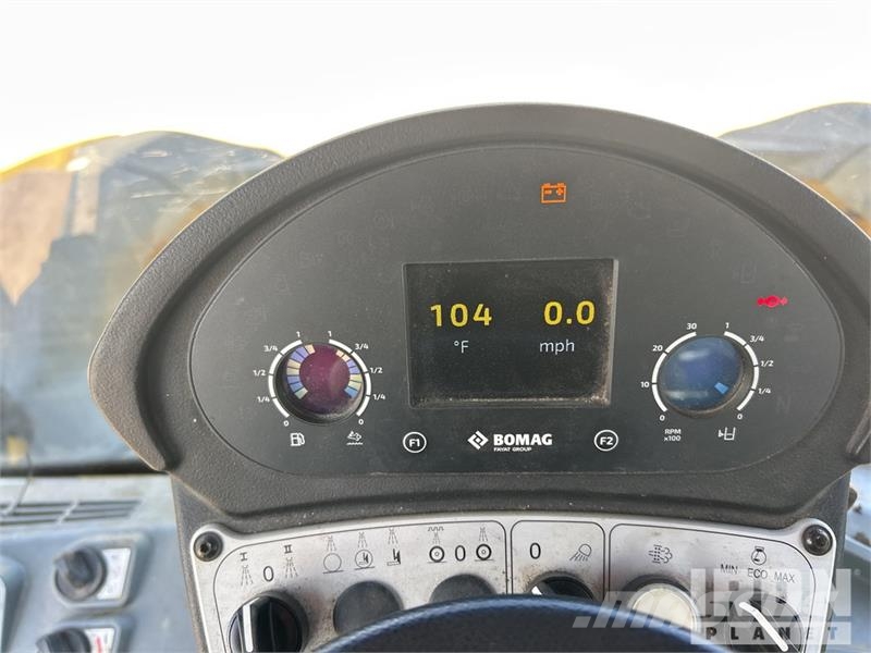 Bomag BW 206 AD0-5 Double Drum Roller Ikerdobos hengerek