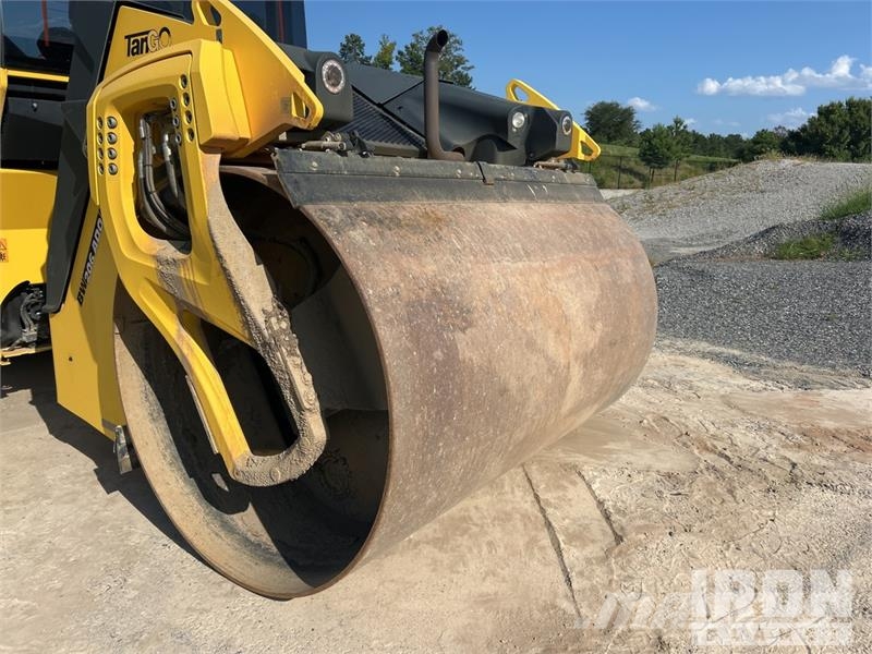 Bomag BW 206 AD0-5 Double Drum Roller Ikerdobos hengerek