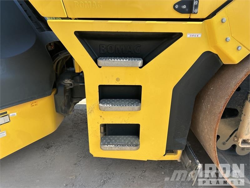 Bomag BW 206 AD0-5 Double Drum Roller Ikerdobos hengerek