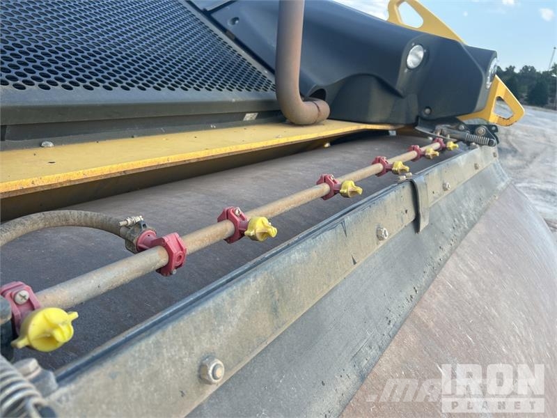 Bomag BW 206 AD0-5 Double Drum Roller مداحل ثنائية الاسطوانة