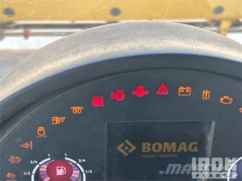 Bomag BW 206 AD0-5 Double Drum Roller Ikerdobos hengerek