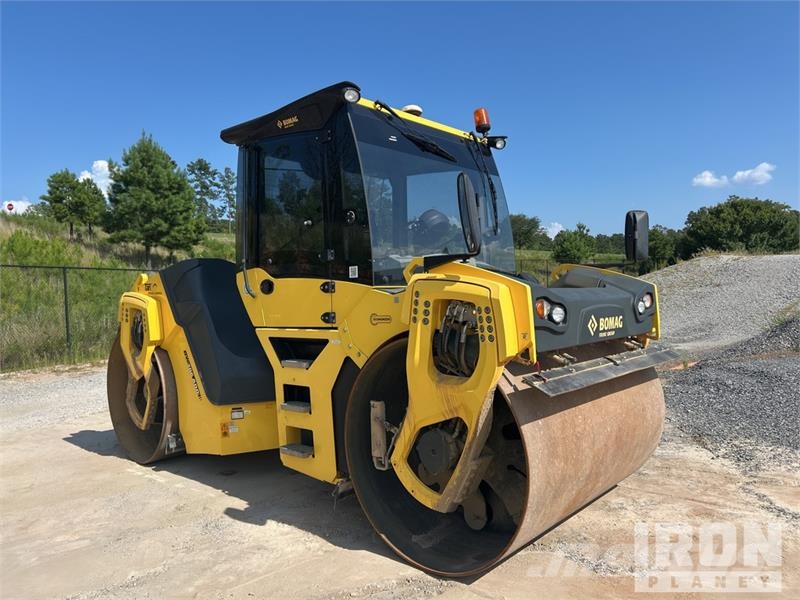 Bomag BW 206 AD0-5 Double Drum Roller Ikerdobos hengerek