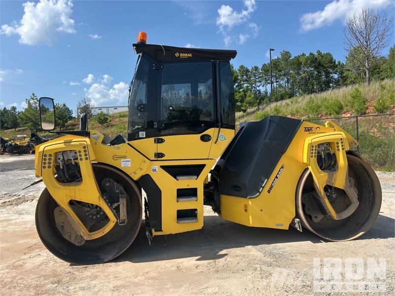 Bomag BW 206 AD0-5 Double Drum Roller Ikerdobos hengerek