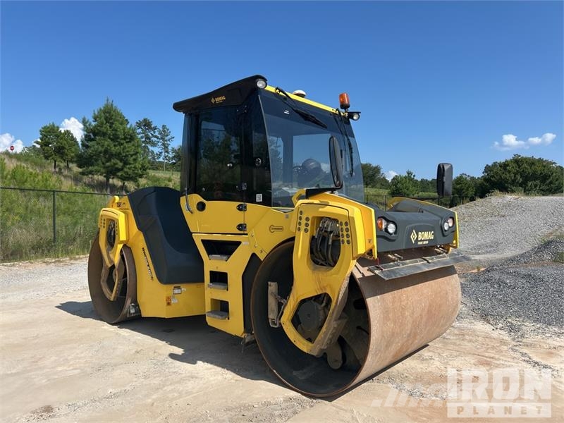 Bomag BW 206 AD0-5 Double Drum Roller Ikerdobos hengerek